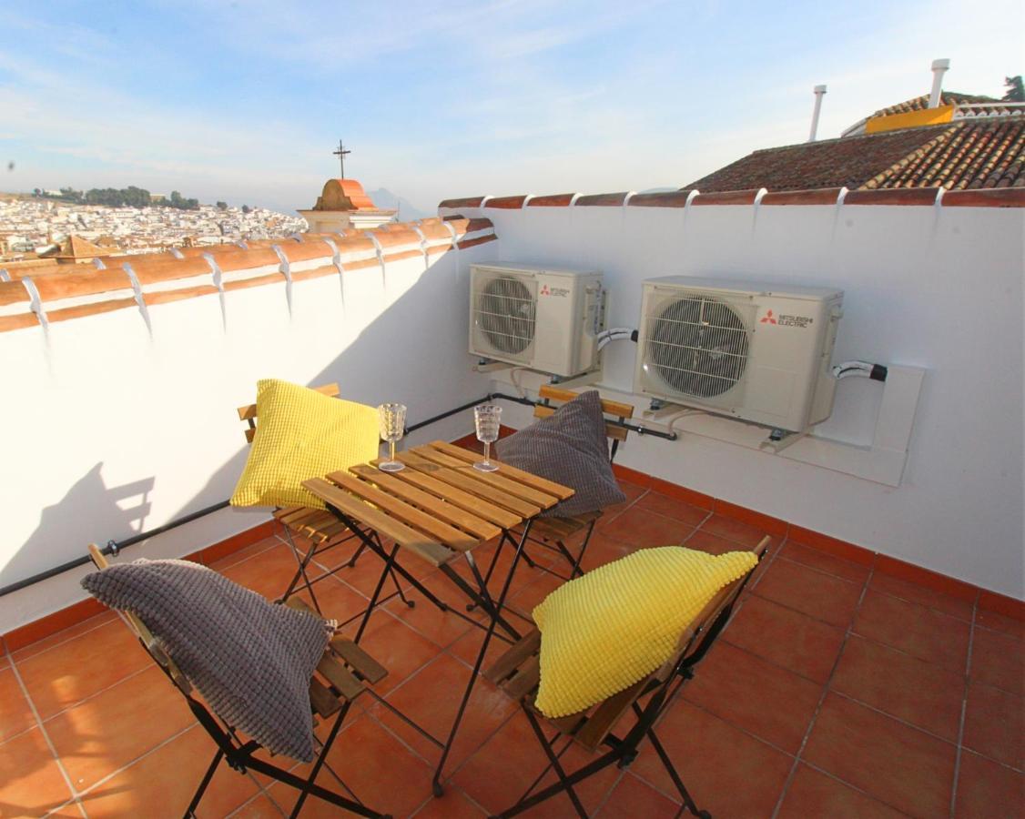 Villa Casa Puerta De La Alcazaba Antequera Exterior foto