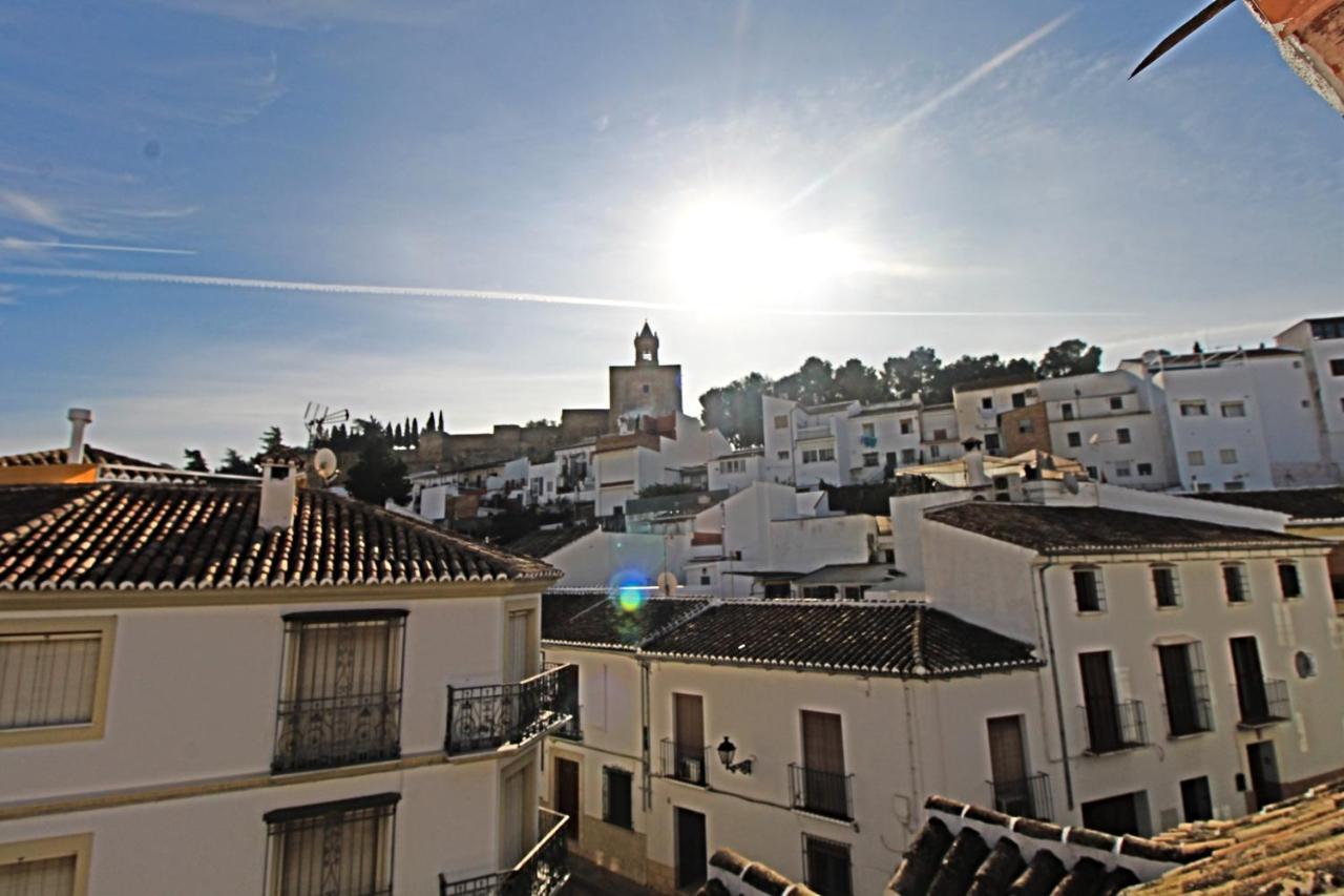 Villa Casa Puerta De La Alcazaba Antequera Exterior foto